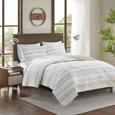Madison Park 3 Pc Printed Soft Microfiber Seersucker Quilt Set Size King New-image