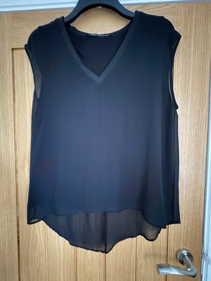 Zara Woman Ladies Black Lined Dipped Hem Top Size EUR Size L-image