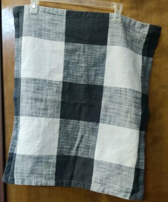 2 POTTERY BARN Color Block TEXTURED PILLOW Shams 26