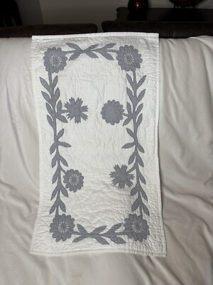 pottery barn Lilo Handcrafted Cotton Quilt king sham Chambray Blue-image