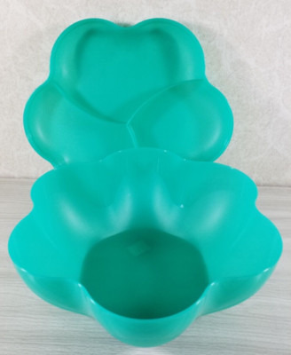 Tupperware Aqua Chip n Dip Server w/ Divided Lid No Dip Bowls #4624-image