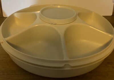 Tupperware Divided Veggie Tray Chip Dip Relish Serving Dip Bowl & LID 1666-4-image