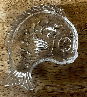 Studio Nova Glass Fish Shaped Dish Trinket Dish Ocean , Beach Theme Nautical-image