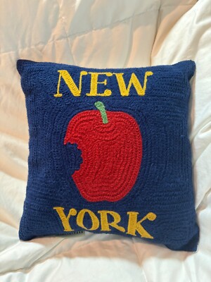 New York Pottery Barn Embroidered Crewel Pillow; Cotton 12 x 12.5 Inch Very Good-image