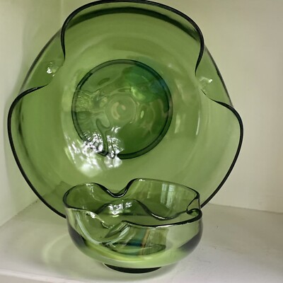 AVOCADO Green CHIP & DIP SET BY ANCHOR HOCKING Excellent Large & Small Bowl-image
