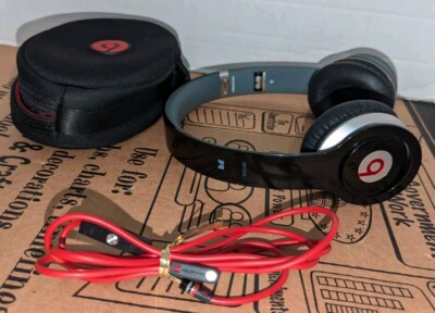 Monster Beats By Dr Dre Solo HD  Wired  With  Case-image