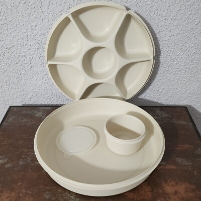 VTG Tupperware Chip Dip 7-Divided Party Serving Platter Tray + Dip Bowl w/ Lid-image