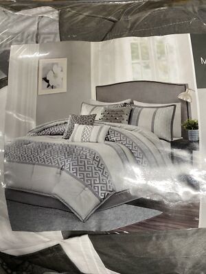 Madison Park Bennett 7 Piece Jacquard Comforter Set-image