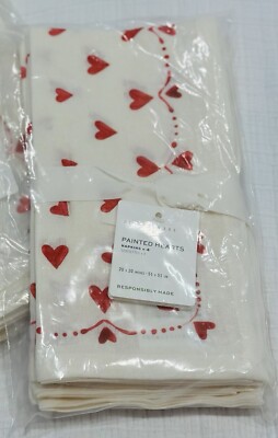 SET of 4 Pottery Barn PAINTED HEARTS  NAPKINS Cotton Linen Red White 20