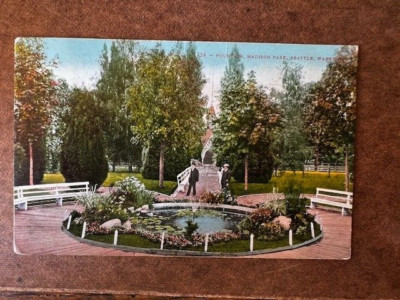 Postcard, Fountain at Madison Park, Seattle, Washington posted in 1910 Vintage-image