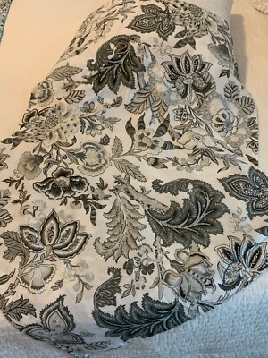 2 Pottery Barn Euro Casely Palampore Cotton Percale Shams Black and White 26x26