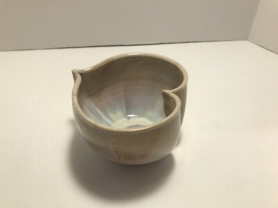 Original LAFE AND BARB GARNIER ARIZONA Studio Pottery Heart Shaped Bowl-image