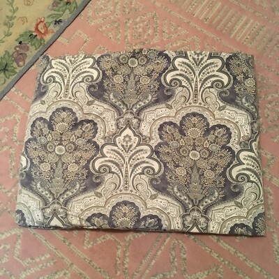 Pottery Barn King Size Jordana Paisley Duvet Cover Blue Button Closure-image