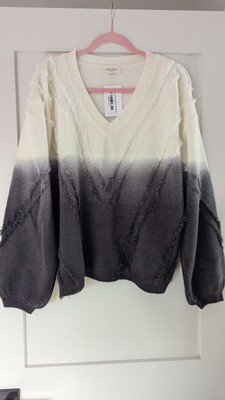 Sweet Lovely Charcoal Dip Dye V Neck Pullover Sweater 1XL/2XL NWT-image