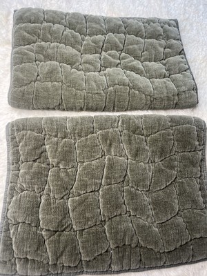 Pottery Barn 2 Loden Green Velvet Lattice Handcrafted Quilted Pillow Shams Bed-image