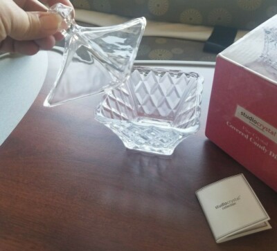 STUDIO CRYSTAL Square Fine Crystal Candy Dish w/Cover; NIB, Gift Idea for Office-image