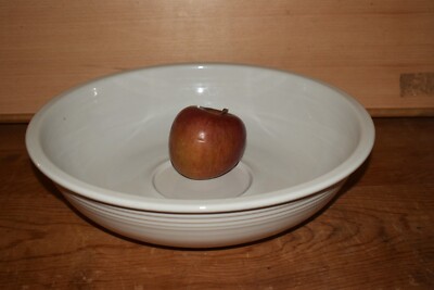 Collectible Ceramic White Fiesta Large Chip Bowl Or Basin By Homer Laughlin-image