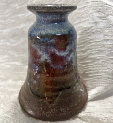 Clay Art Studio Pottery Bell Shaped Vase Bin 1-image