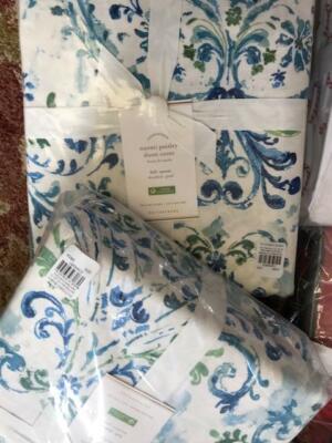 Pottery Barn Naomi Paisley Duvet Cover Set Blue King 2 King Shams Adya Medallion-image