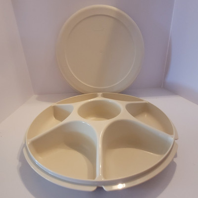 TUPPERWARE Serving Center 6-Part Divided Party Veggie Snack & Dip Tray 1665 1666-image