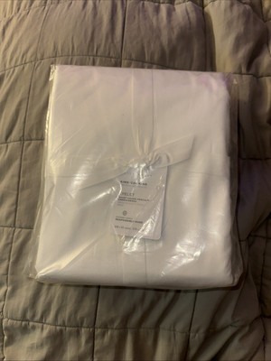 Pottery barn Eyelet Percale embroidered king / cali king Duvet Cover-image