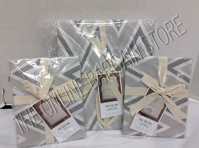 Pottery Barn West Elm Pop ZigZag Bed Duvet Cover King & 2 Shams Feather Gray-image