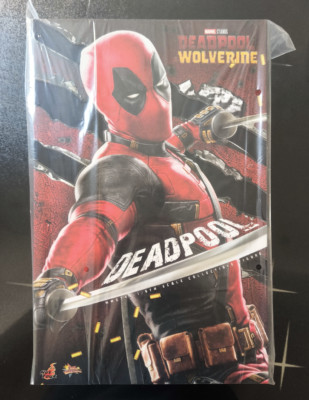 In Stock New Hot Toys MMS746 1/6 Deadpool & Wolverine Collectible Action Figure-image