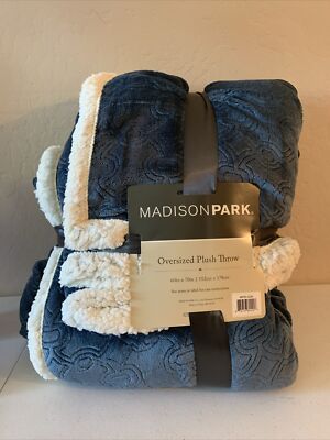 Madison Park Blue White Oversized Plush Throw 60 x 70-image