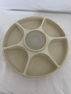Vintage Tupperware Divided Veggie/ Fruit Dip Serving Tray With Lid Large 14