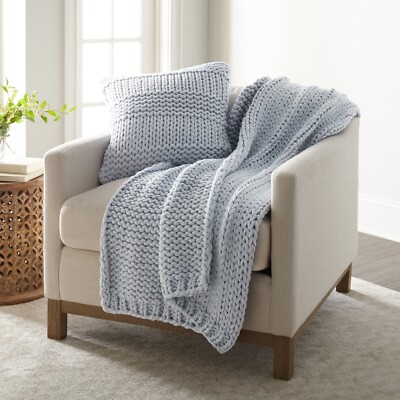 Kaycie Gray Chunky Throw Blanket and Decor Pillow Bundle-image