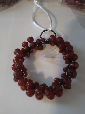 POTTERY BARN SET OF 4 RED GLASS PEPPERBERRY HOLIDAY NAPKIN/PLACE SETTING TIE ON-image