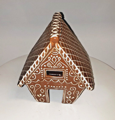 Pottery Barn Gingerbread House SMALL A-Line Ceramic 6