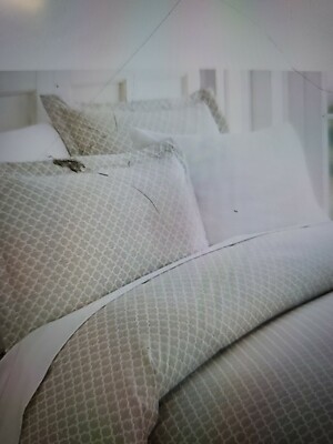 Patterned Collection - 3 Piece Premium Quatrefoil Duvet Cover Set by iEnjoy home-image