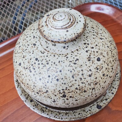 Vintage Handcrafted Stoneware Studio Pottery Signed Domed Butter/Cheese Dish-image