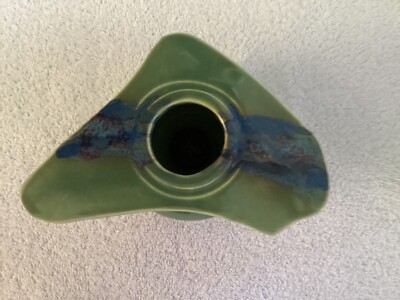 “Neher” Ikebana Handmade Abstract Triangle Shaped Round Footed Base/Signed/Frog-image