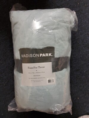 Madison Park Throw Blanket Zuri Oversized Faux Fur Throw 60x70 color Aqua-image