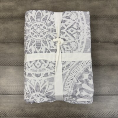 Pottery Barn Riley Medallion Organic Percale Duvet Cover King/Cal. K Gray NWOT-image