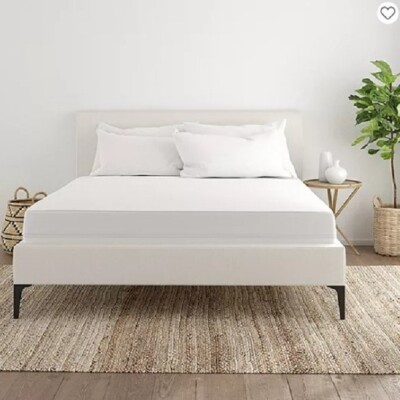 TWIN XL Casual Comfort Premium Bed Bug Spill Proof Zippered Mattress Protector-image