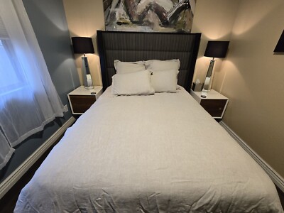 Pottery Barn Belgian Flax Beige Linen Double Flange Queen Duvet Cover Set 5Pc-image