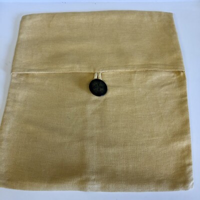 Pottery Barn Big Button Textured Linen 18