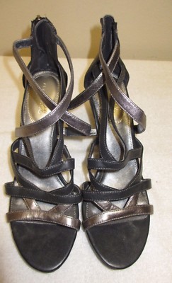 Women's Studio Paolo Strappy Sandals Gray Zip Back Cone Shaped Heels Sz 10M-image