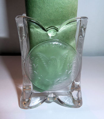 ART GLASS Toothpick Holder 1892 SILVER DOLLAR Design Original Studio-image