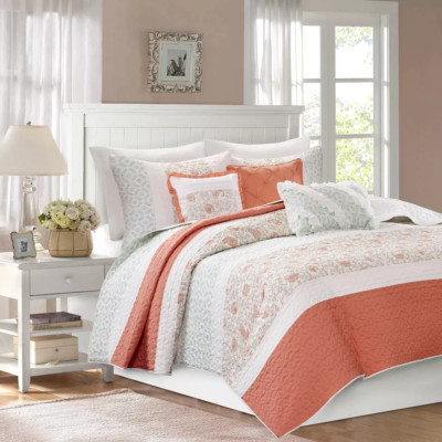 Madison Park Dawn 6 Piece Cotton Percale Quilt Set with Throw Pillows Coral King-image