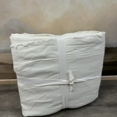 Pottery Barn Belgian Flax Linen Double Flange Duvet Cover King/Cal. King Ivory-image