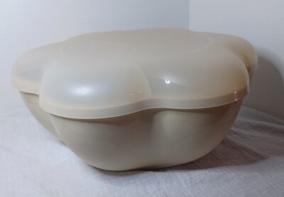 TUPPERWARE LARGE PARTY CHIP 'N DIP 1.5 GAL BOWL #4624 TRAY #4625-image