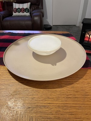 Tupperware 492-5 3 Piece Almond Chip Dip Serving Tray with Bowl, Lid, extra tray-image