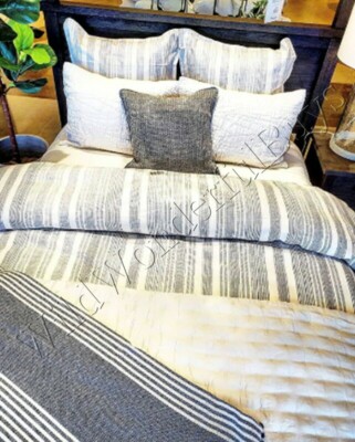 Pottery Barn Hawthorn Stripe Duvet Cover Set Charcoal King 2 Standard Shams 3pc-image