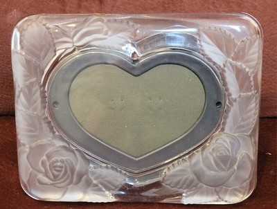 Frosted Roses Clear Glass Heart Picture Frame Studio Nova Japan Vintage-image