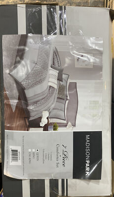 Madison Park Queen 7 Piece Comforter Set In Grey Finish MP102418 Damaged Box New-image