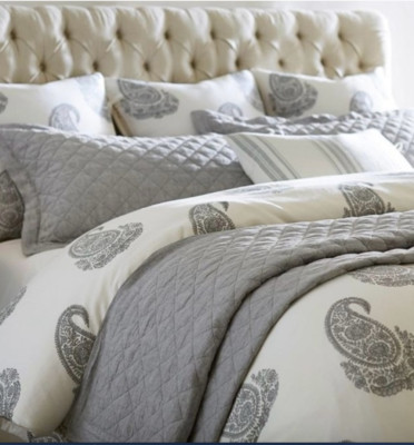 Pottery Barn Rayna Gray Cream Paisley Duvet Cover Full/Queen Cotton Linen-image